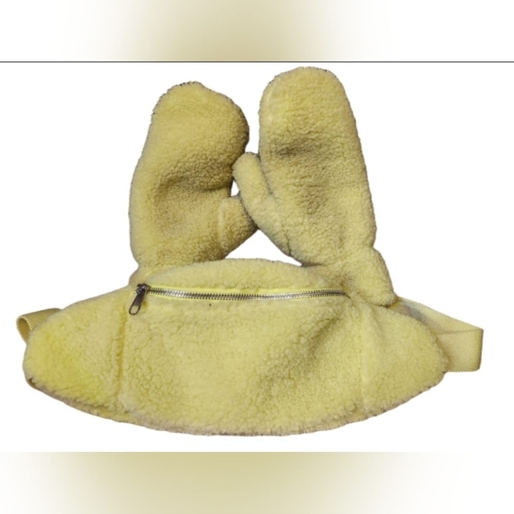 Gap Sherpa Waist Bag with (free) Mittens